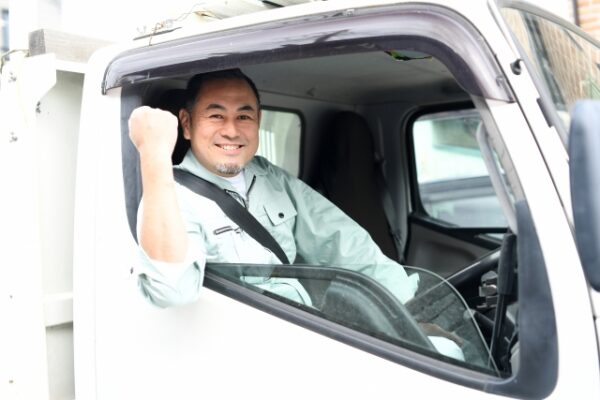 【保存版】鳥取県で人気のトラックドライバー★職種や仕事内容を知ろう！ イメージ
